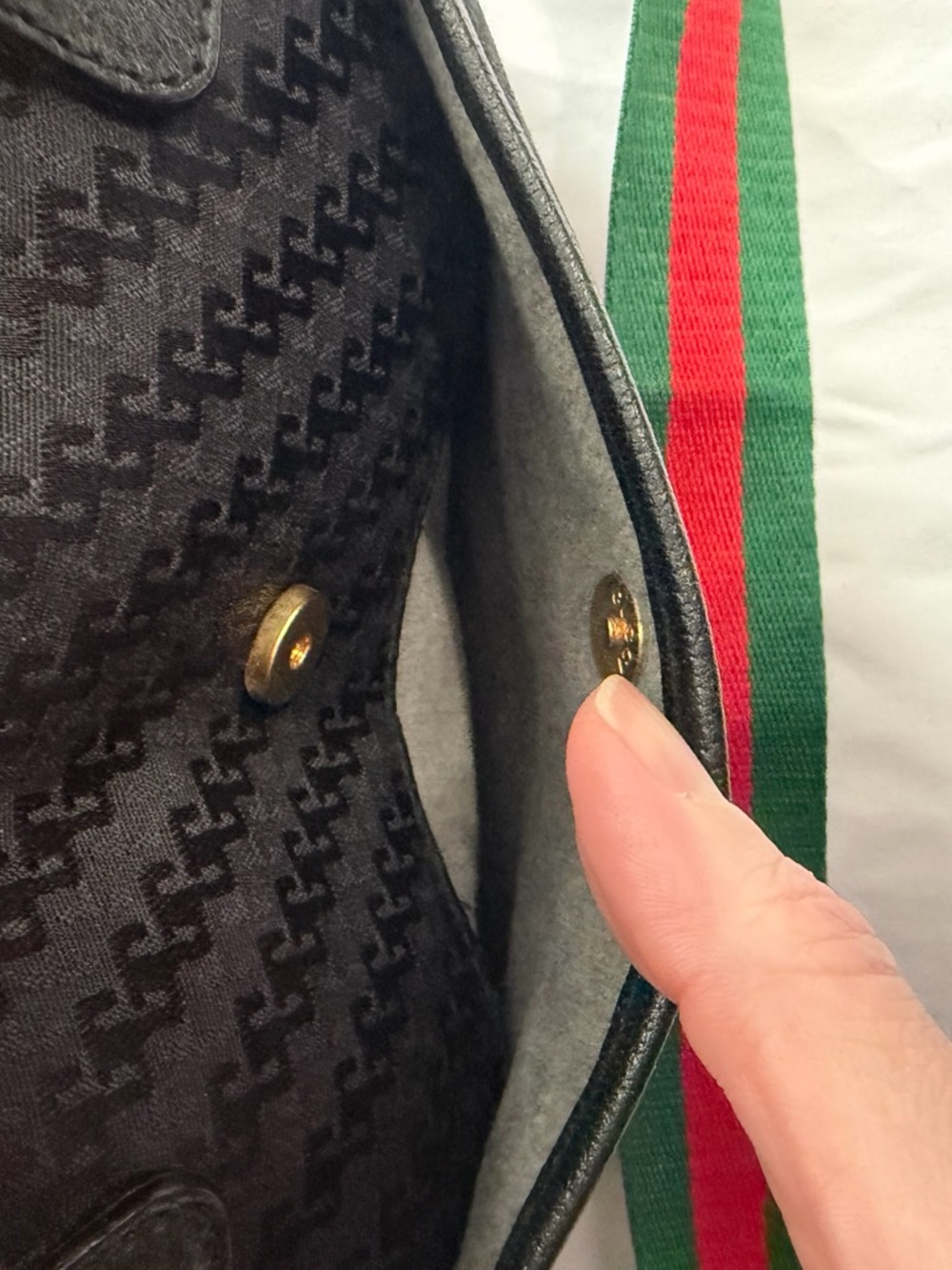 Vintage GUCCI Black Monogram Boston Bag - Picture 4 of 13